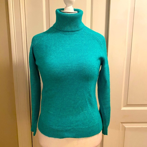 Loft Mint Green Turtleneck Sweater 🍀 - Picture 3 of 14